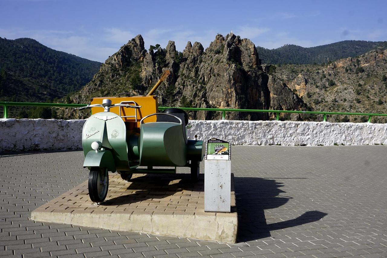 Alojamientos Rurales Entre Rocas Ayna Εξωτερικό φωτογραφία